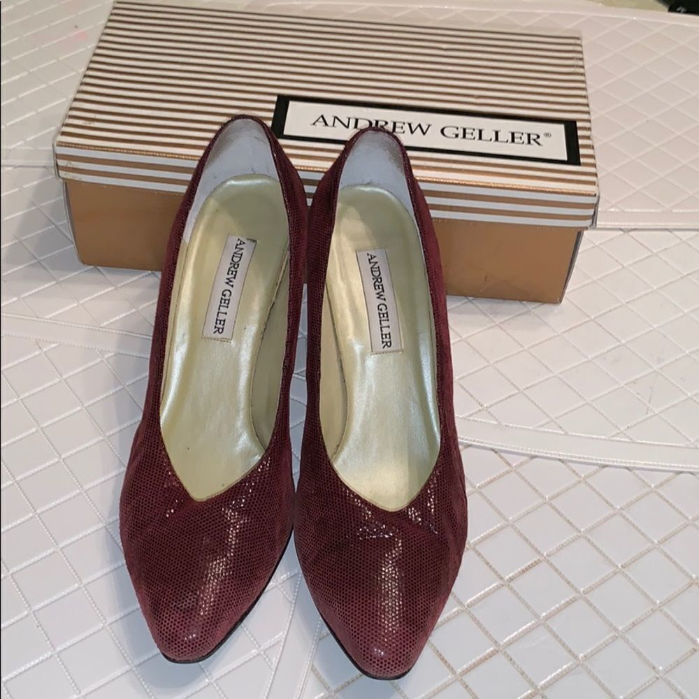 Vtg Andrew Geller "Wendy" wine colored caviar heels‎